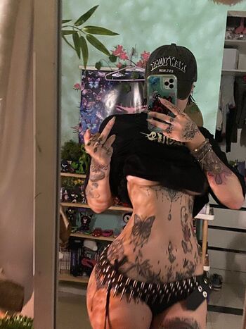 Full leaked Yasmimcatt private onlyfans photo