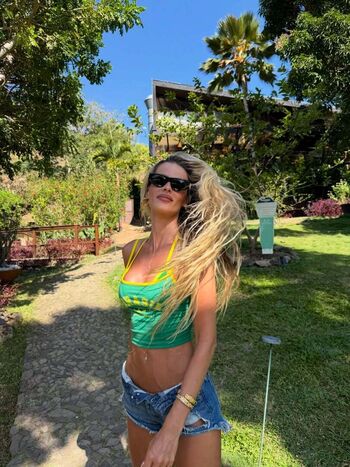 Full leaked Yasmin brunet page private onlyfans photo