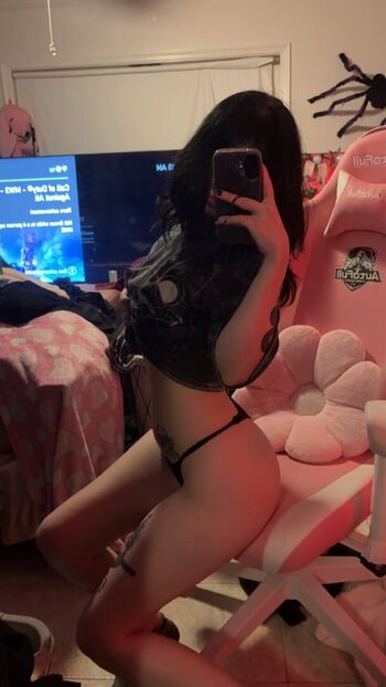 Full leaked Yearning dog private onlyfans photo