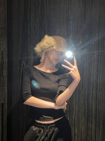 Full leaked Yeji page private onlyfans photo