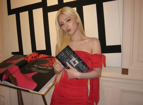 Full leaked Emily bloom / private onlyfans photo