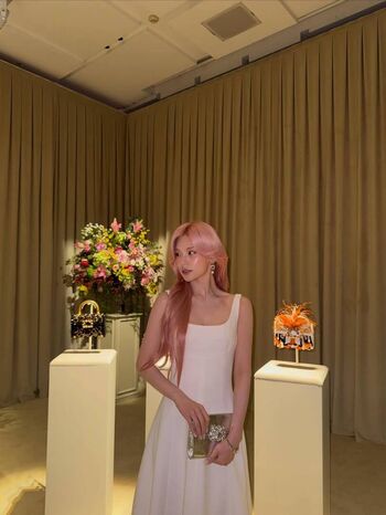 Full leaked Evolutionofevie/ private onlyfans photo