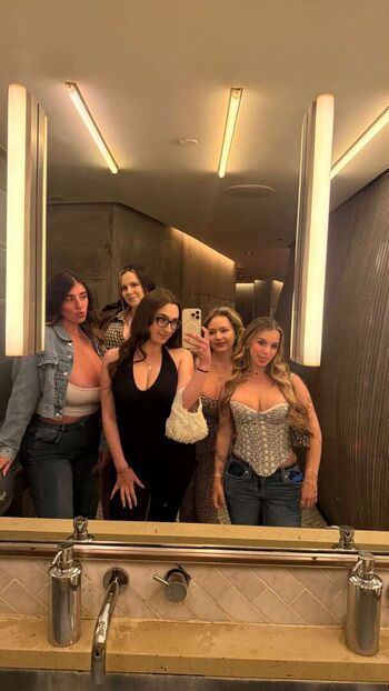 Full leaked Yellz  page private onlyfans photo