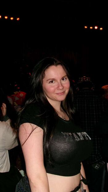 Full leaked Yellz private onlyfans photo