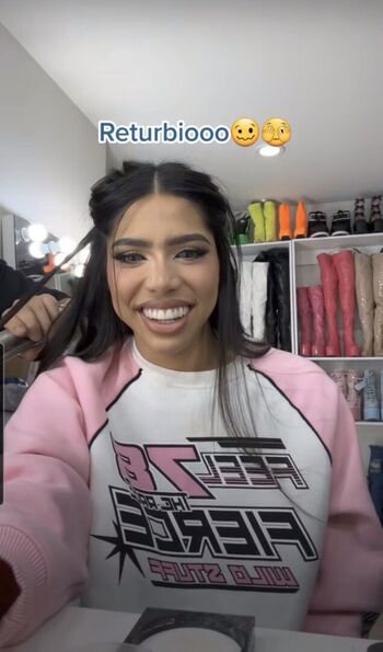 Full leaked Yeri mua private onlyfans photo