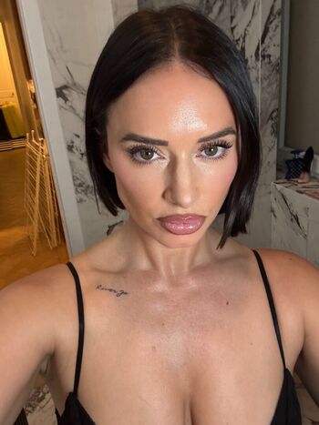 Full leaked Yesjulz  page private onlyfans photo