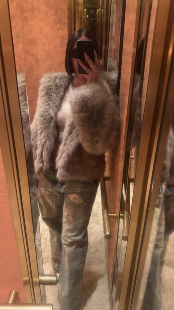 Full leaked Yesjulz  page private onlyfans photo