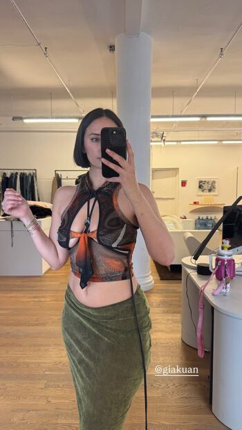 Full leaked Yesjulz  page private onlyfans photo