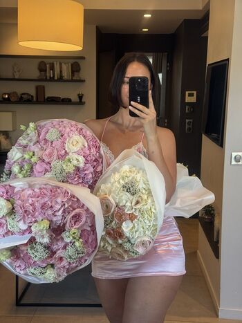 Full leaked Yesjulz  page private onlyfans photo