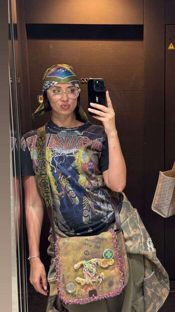 Full leaked Yesjulz  page private onlyfans photo