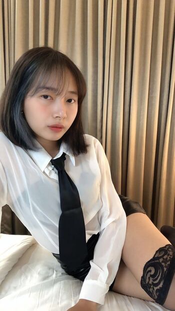 Full leaked Yhn private onlyfans photo