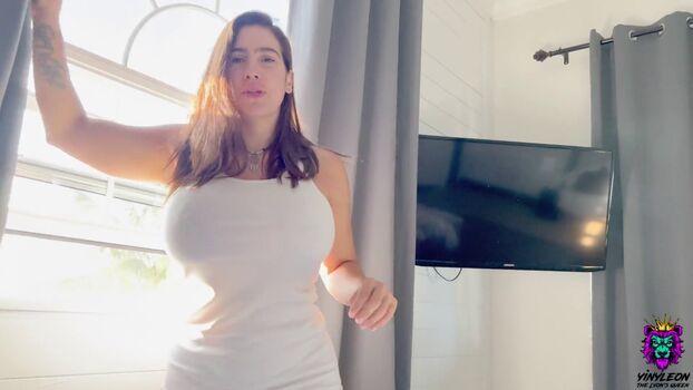 Full leaked Yiny leon  page private onlyfans photo