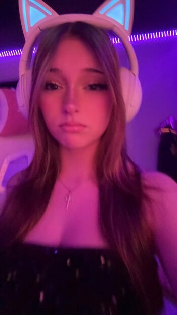 Full leaked Yklaurx private onlyfans photo