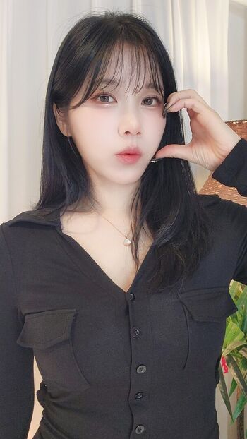 Full leaked Yokang private onlyfans photo