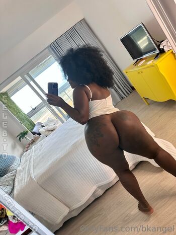 Full leaked Yonna galvao private onlyfans photo