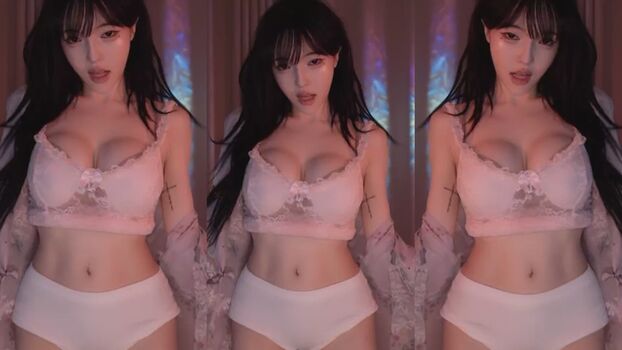 yoon_froggy - korean streamer