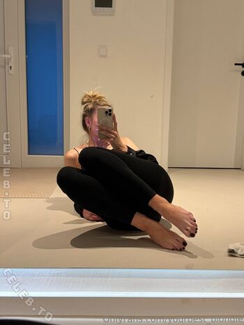 Full leaked Yourbestblondie page private onlyfans photo