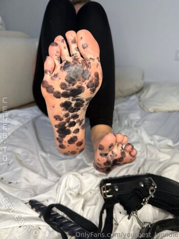 Full leaked Yourbestblondie page private onlyfans photo