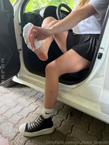 Full leaked Yourbestblondie page private onlyfans photo