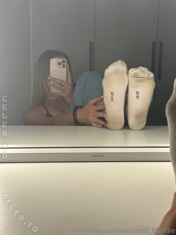 Full leaked Yourbestblondie private onlyfans photo