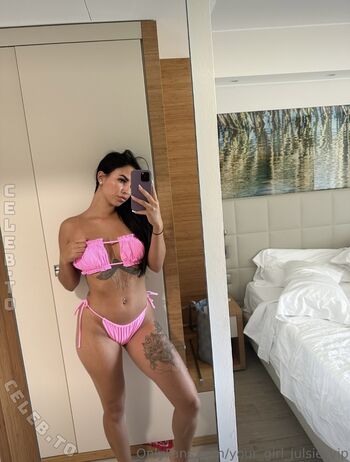 Full leaked Yourgirljulsi private onlyfans photo