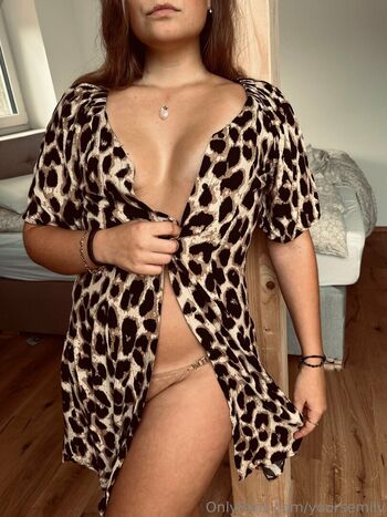 Full leaked Yoursemily private onlyfans photo