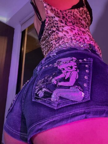 Full leaked Yuitenaa private onlyfans photo