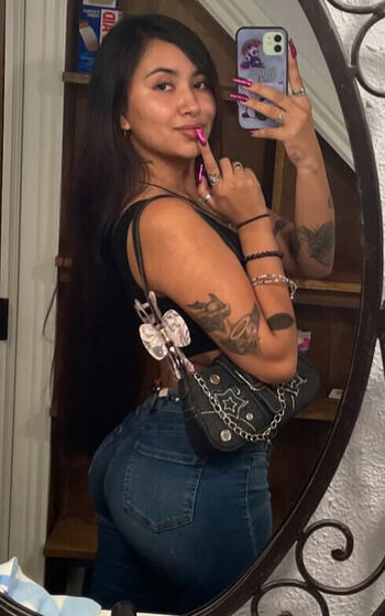 Full leaked Yuliza lene private onlyfans photo