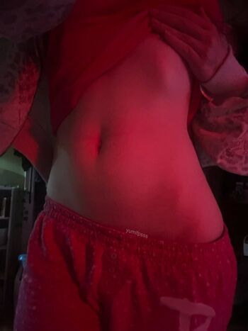 Full leaked Yumifps private onlyfans photo