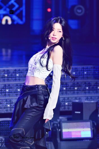 Full leaked Yuna itzy shin yu na page private onlyfans photo