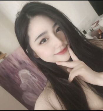 Full leaked Yunaraei private onlyfans photo