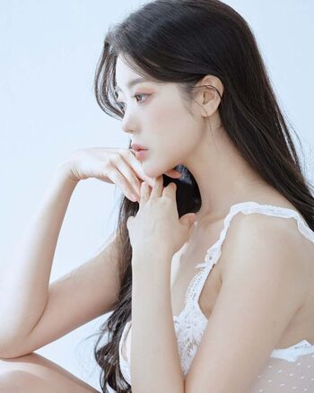 Full leaked Yuniyuning page private onlyfans photo