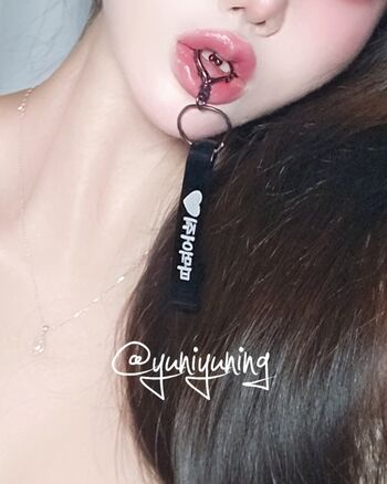 Full leaked Yuniyuning page private onlyfans photo