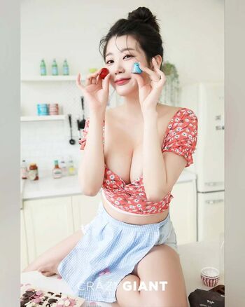 Full leaked Yuniyuning private onlyfans photo