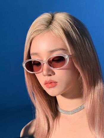 Full leaked Yuqi page private onlyfans photo