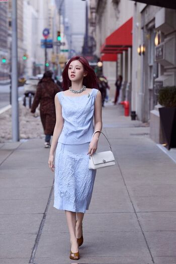 Full leaked Yuqi page private onlyfans photo