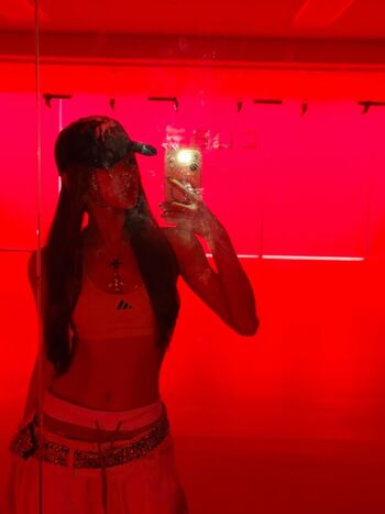 Full leaked Yuqi page private onlyfans photo