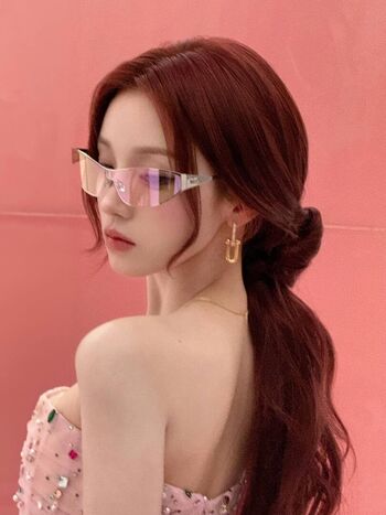 Full leaked Yuqi private onlyfans photo