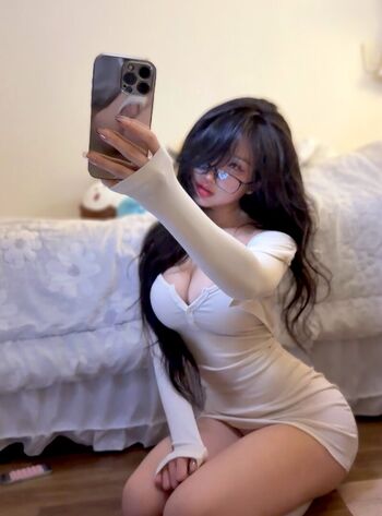 Full leaked Yurasweb  page private onlyfans photo