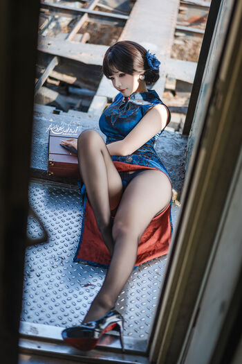 Full leaked Yuuhuia page private onlyfans photo