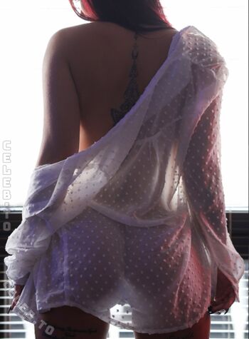 Full leaked Yx onne private onlyfans photo