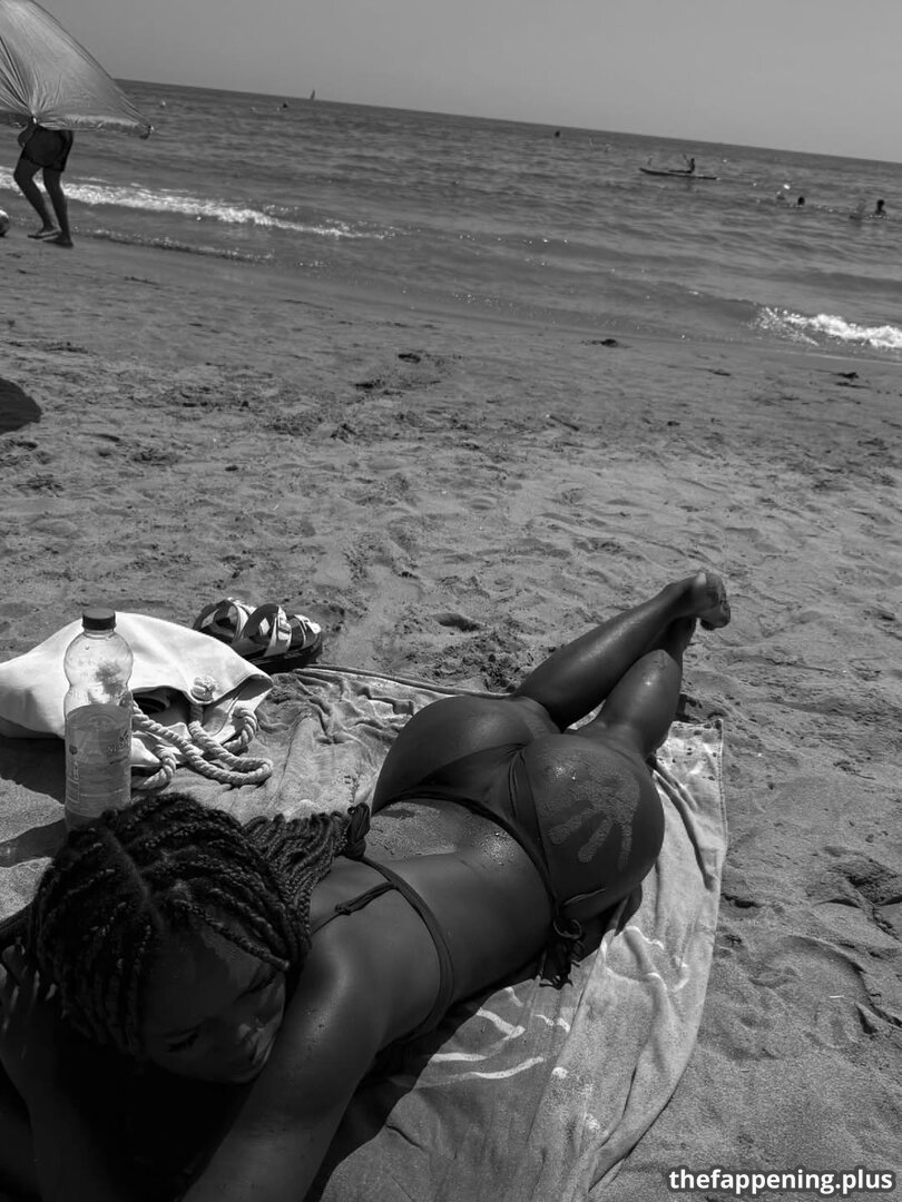 Yyaizabennett Meztelen OnlyFans Fotó #6