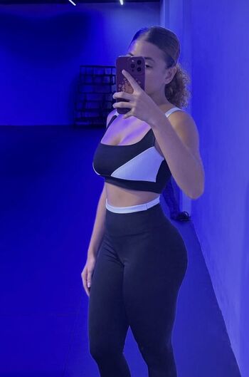 Full leaked Yzabelle private onlyfans photo