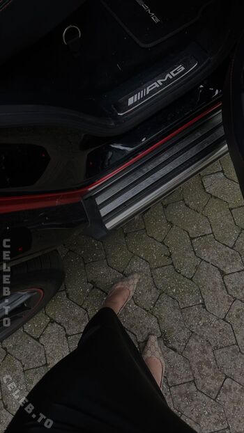 Full leaked Zlan private onlyfans photo