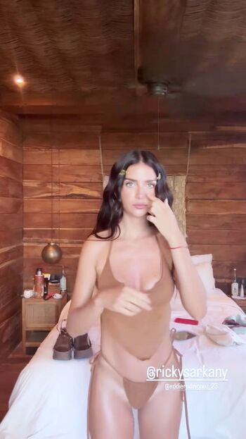 Full leaked Zaira nara private onlyfans photo