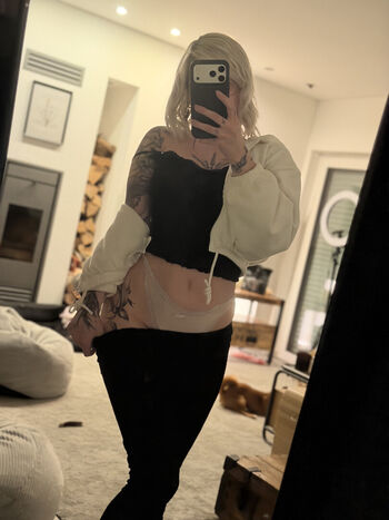 Full leaked Zayuri private onlyfans photo