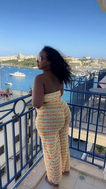 Full leaked Zaza private onlyfans photo