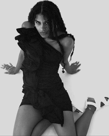 Full leaked Zazie beetz page private onlyfans photo