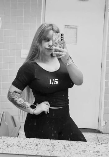 Full leaked Zbeatriste private onlyfans photo