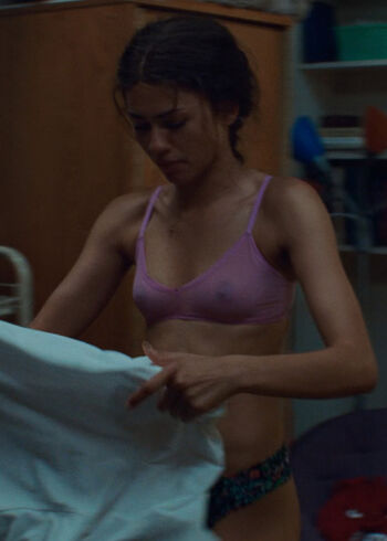 Full leaked Zendaya page private onlyfans photo